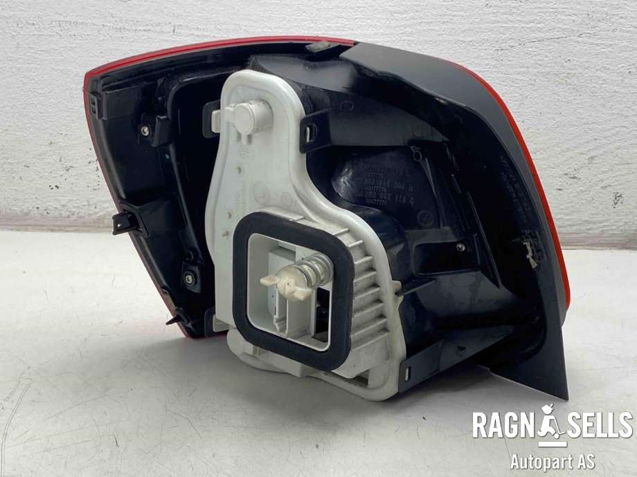 Baklykt høyre til VW Polo 2009-2014 (Type V, Fase 1)  (6R0 945 096 AH|)