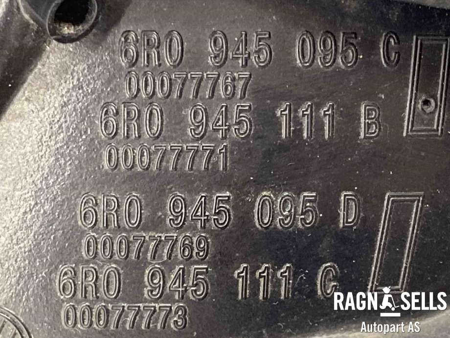 Baklykt venstre til VW Polo 2009-2014 (Type V, Fase 1)  (6R0 945 095 AH|)