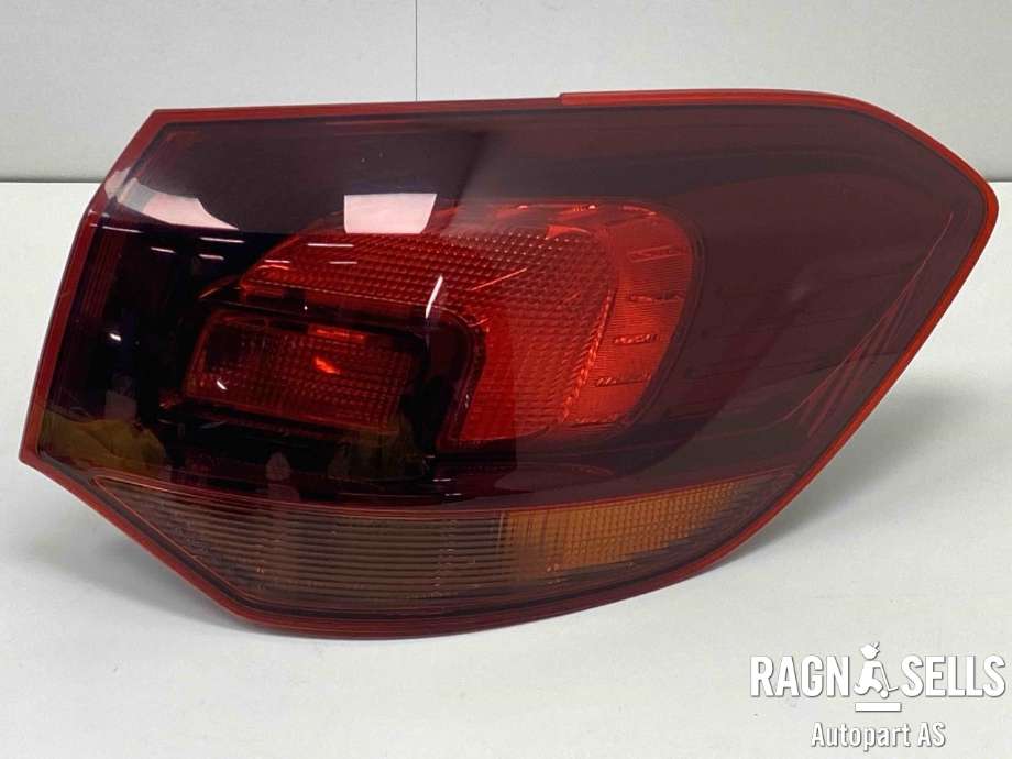 Baklykt høyre ytre til Opel Astra J, 2010-2015  (1222424)