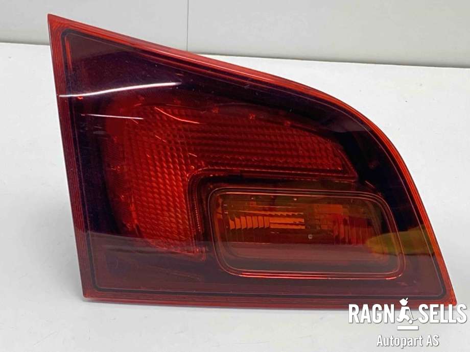 Baklykt venstre indre til Opel Astra J, 2010-2015  (1222427)