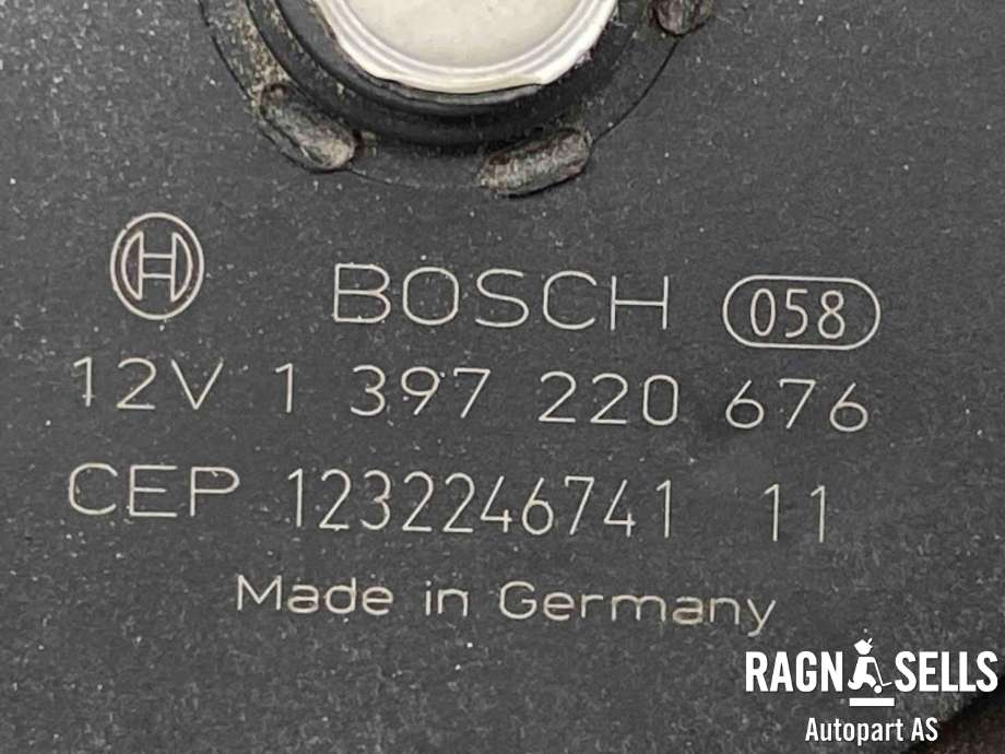 Viskermotor foran høyre til Ford Galaxy 2010-2015 (Type III, Fase 2)  (BOSCH|6M21-17504-BM|1 397 220 676|1729629)
