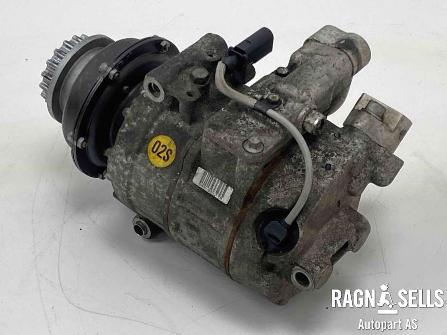 Aircondition kompressor til VW Transporter / Caravelle 2003-2009 (Fase 1) (T5) (T5) (DENSO|7H0820805E| 7H0820805G| 7H0820805F| 7H0820805C|4472600140| 7H0820805B| 3D0820805Q| 3D0820805G|7H0820805H| 7H0820805J| 3D0820805E| 3D0820805B)