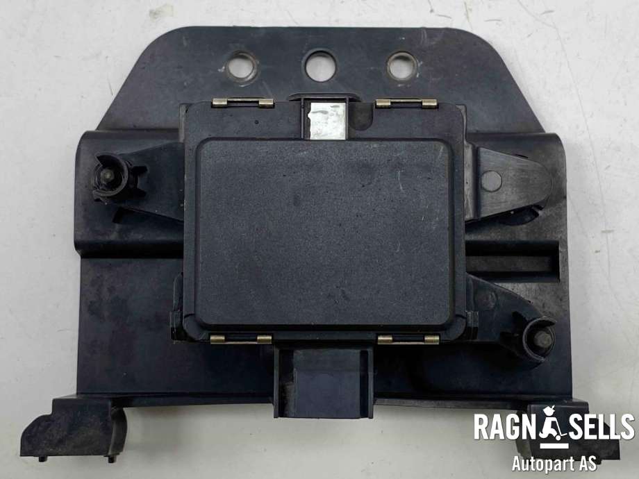 Sensor radar til Tesla Model S 2013-2016 (Fase 1)  (1038224-00-B|)