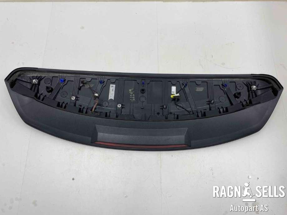 Spoiler bakluke til Audi e-tron, 2018-->>  (4KE 827 933)