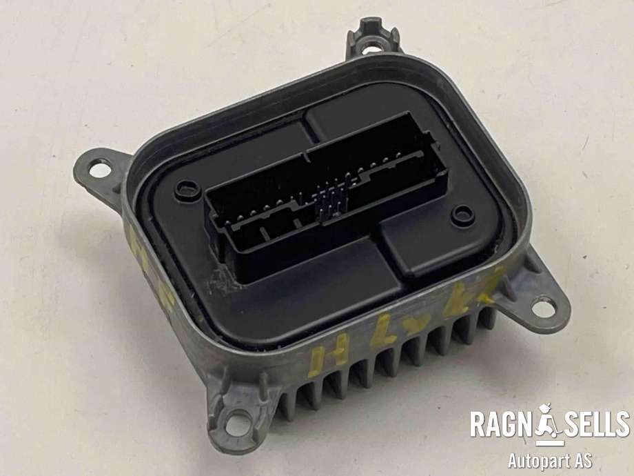Styreenhet LED til Tesla Model Y 2021-2024 (Type I)  (153292509E|)