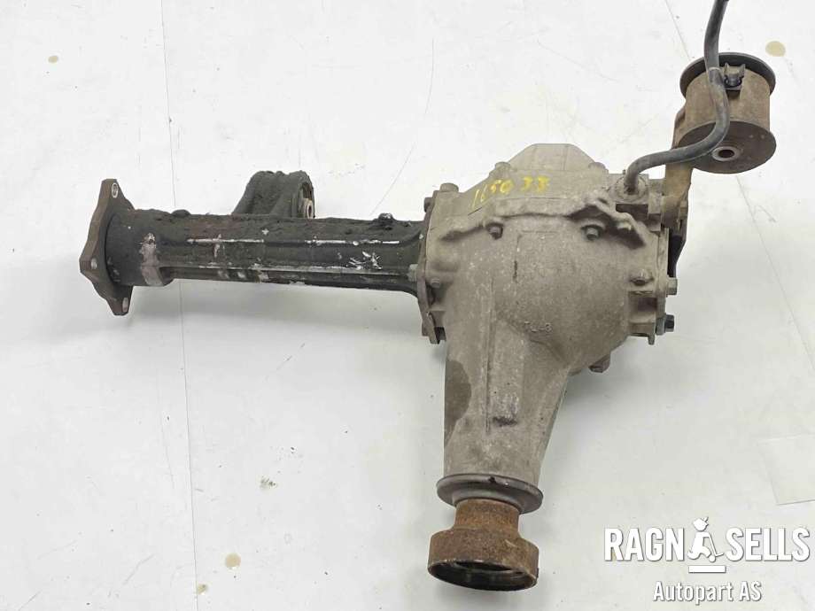 Kardang klokke foran til Suzuki Grand Vitara 2005-2015 (Type III)  (27450-66JV0||27450-66JV0-000|27880-66J10-000)