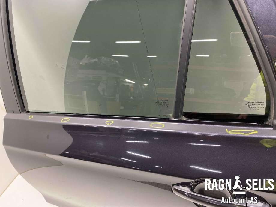 Dør venstre bak til Suzuki SX4 S-CROSS 2013-->> (Type II)  (68004-61M00|)