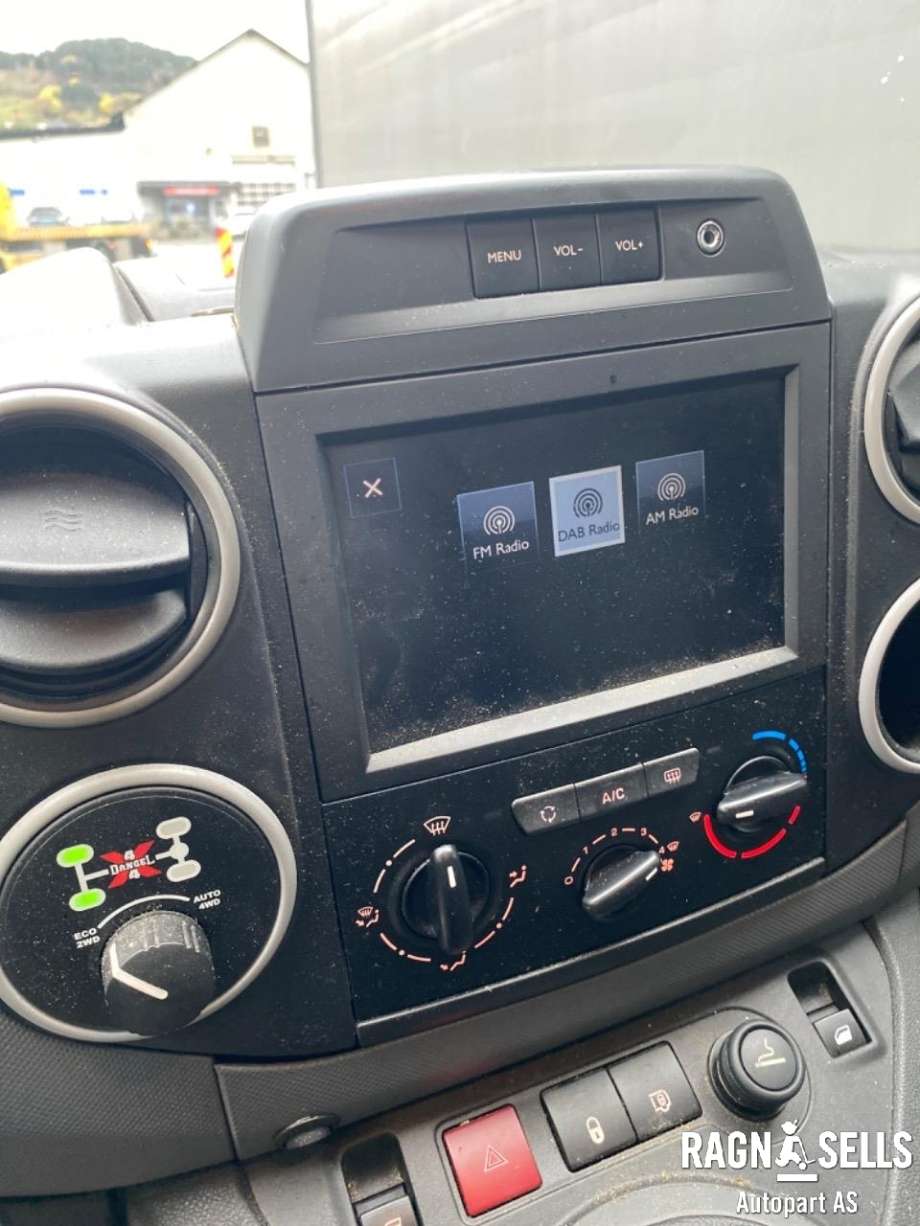 Bilstereo til Peugeot Partner, 2015-2019 (Type II, Fase 2)  (16 227 941 80)