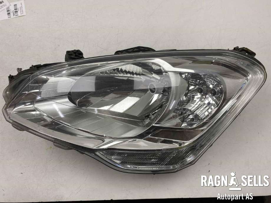 Frontlykt venstre halogen til Peugeot Partner 2015-2019 (Type II, Fase 2)  (6208 K6|)