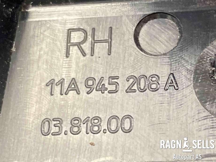 Baklykt høyre ytre til VW ID.4 2020-->>  (11A 945 208 A|)