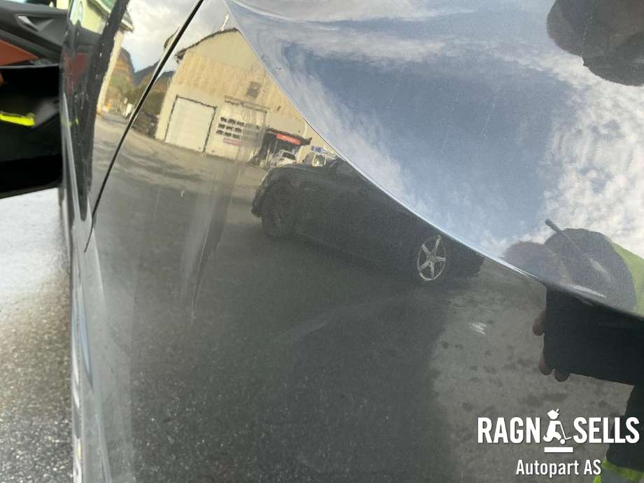 Støtfanger bak til VW ID.4 2020-->>  (11A 807 433|11A 807 984|11A 807 983)