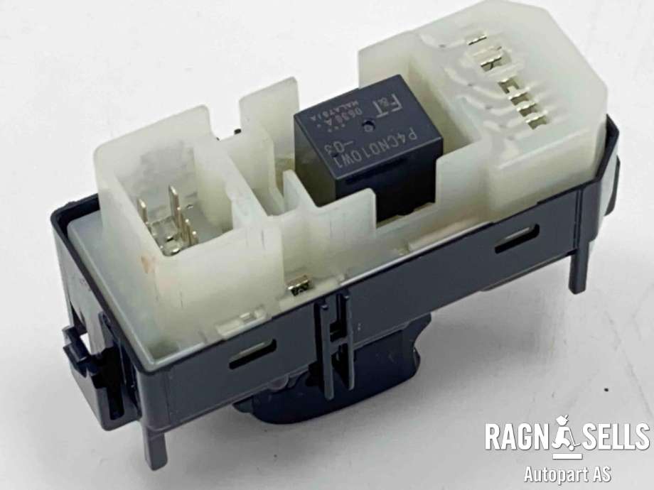 Bryter ruteheis til Toyota Land Cruiser 120 2002-2009 (8403060022|8403060020|)