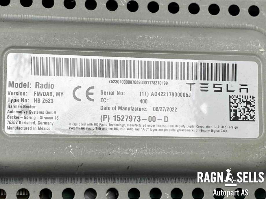 Antenne forsterker til Tesla Model Y 2021-2024 (Type I)  (152797300D|)