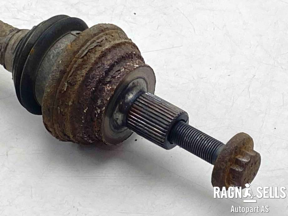 Drivaksel venstre bak, diesel/automat til VW Tiguan 2011-2016 (Type I, Fase 2)  (1K0 501 203 F|1K0 501 203 FX|)