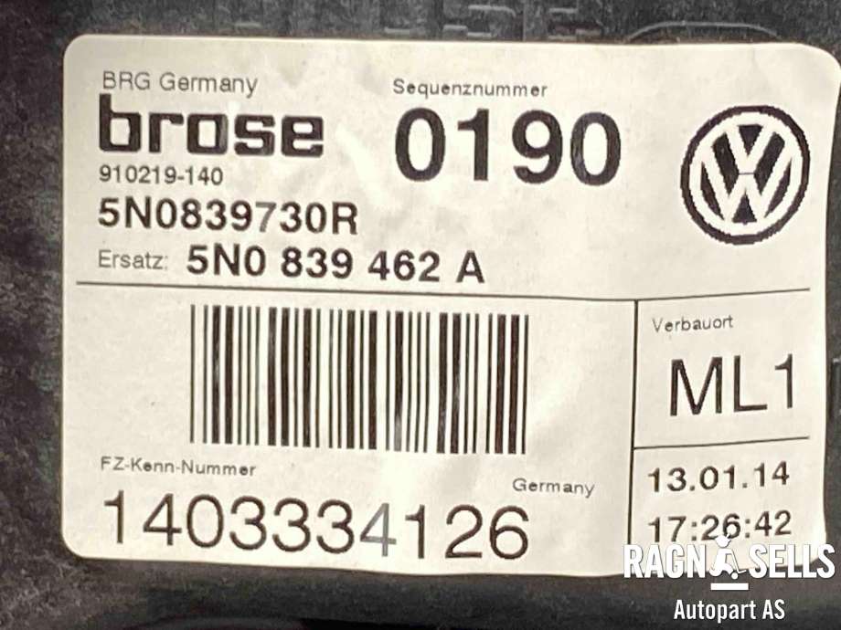 Ruteheis høyre bak til VW Tiguan 2011-2016 (Type I, Fase 2)  (5N0 839 462 A|)