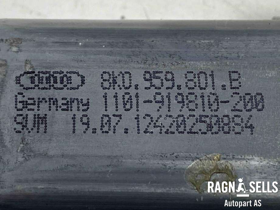 Ruteheis, kun motor, venstre foran til Audi Q5 2008-2012 (Type I, Fase 1)  (8K0 959 801 B|)