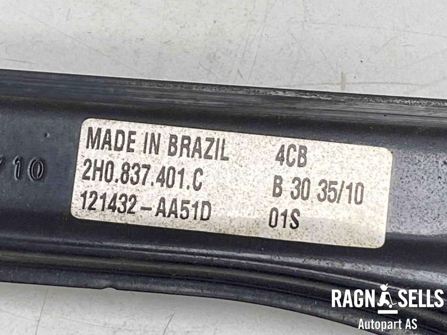 Ruteheis venstre foran til VW Amarok 2010-2016 (Type I, Fase 1)  (2H0 837 401 D|)