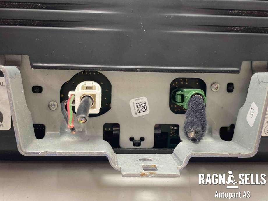 Bilstereo navigasjon skjerm til Fiat Tipo 2017-->>  (735652559|)