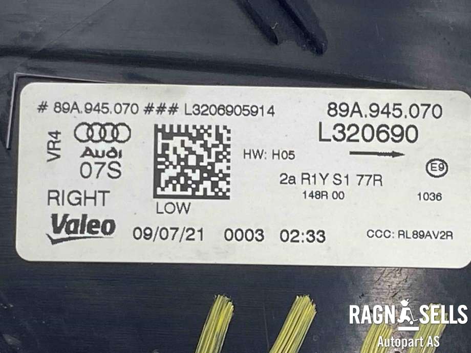 Baklykt høyre ytre til Audi Q4 e-tron 2021-->>  (89A 945 070|)