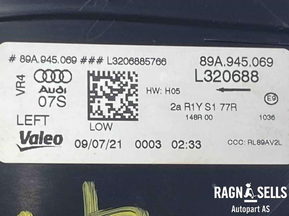 Baklykt venstre ytre til Audi Q4 e-tron 2021-->>  (89A 945 069|)