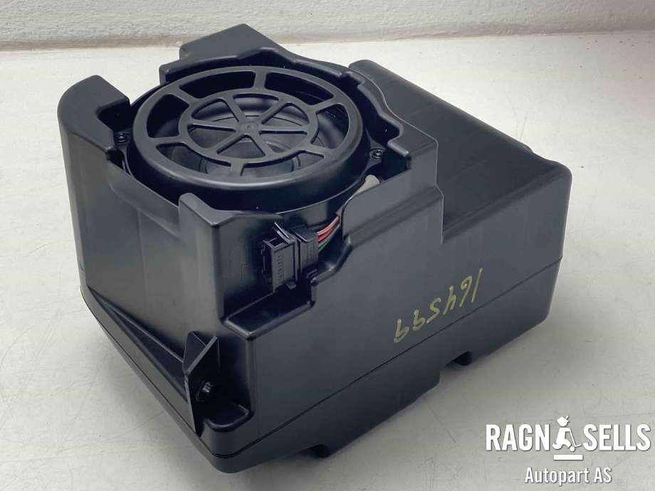 Bilstereo sub-woofer til Audi Q4 e-tron 2021-->>  (11A035621B|)