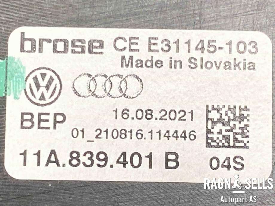 Ruteheis venstre bak til Audi Q4 e-tron 2021-->>  (11A 839 461 B|11A 839 461 D|)