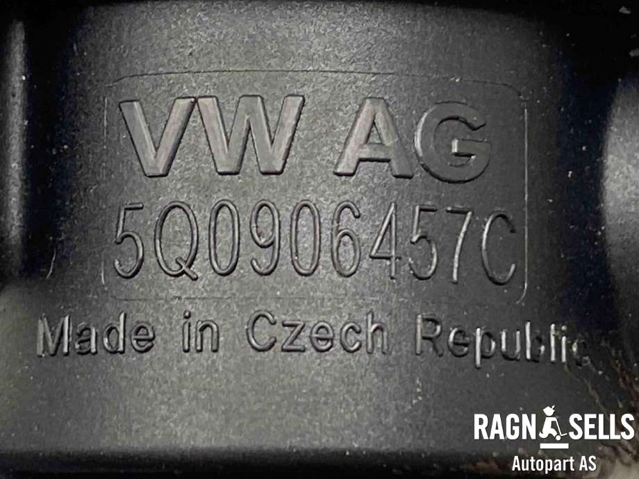 Ventil vann til VW ID.4 2020-->>  (5Q0906457C|)