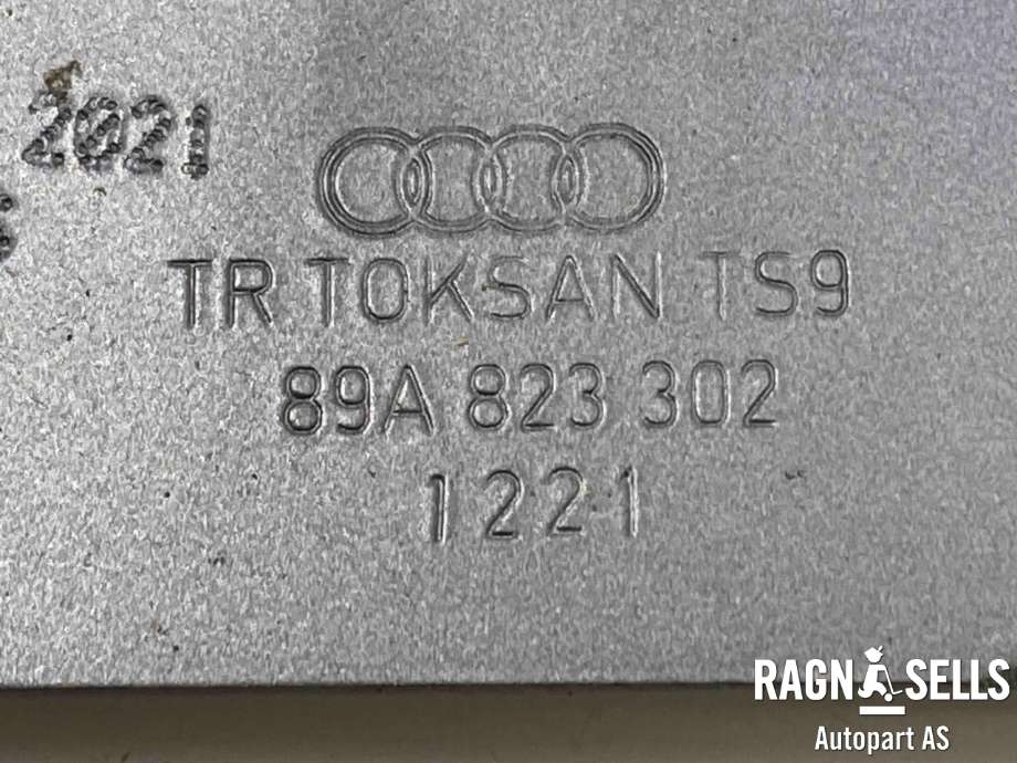 Panserhengsler til Audi Q4 e-tron 2021-->>  (89A 823 301|89A 823 302|)