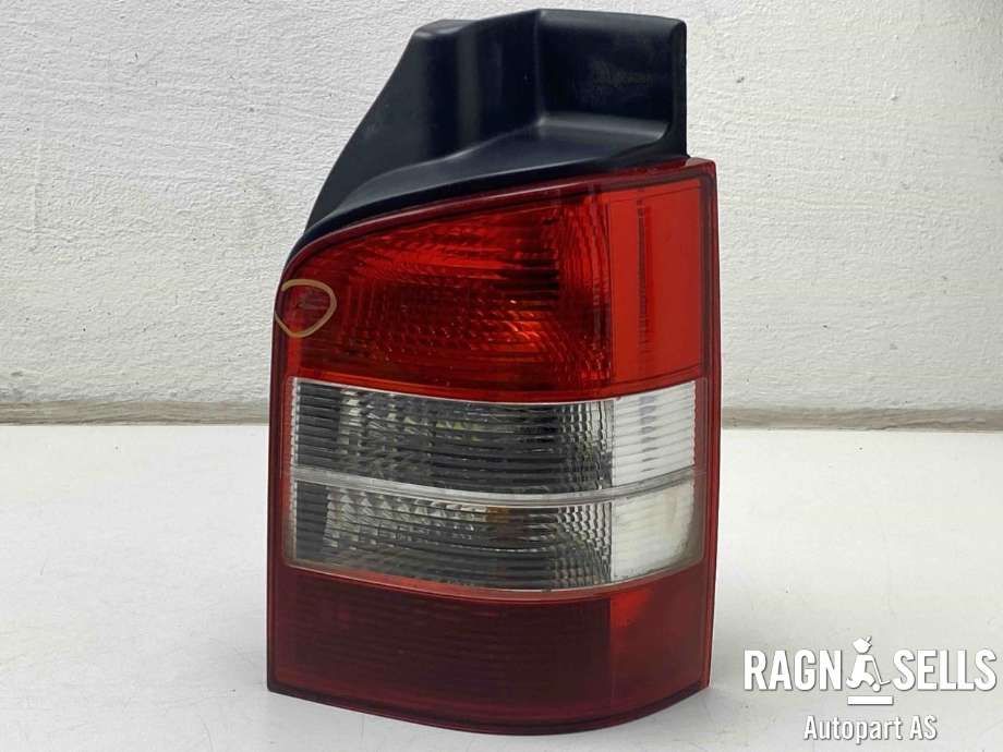 Baklykt høyre til VW Transporter / Caravelle 2009-2015 (Fase 2) (T5) (T5) (7H5 945 096 M|)