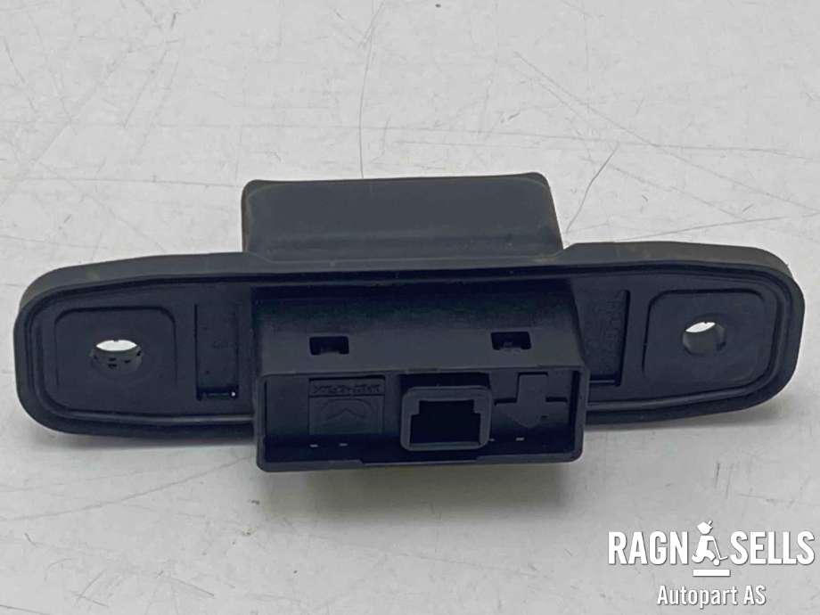 Bryter baklukeåpner til Mazda CX-5 2012-2017 (Type I)  (KD53-62-4B0|)