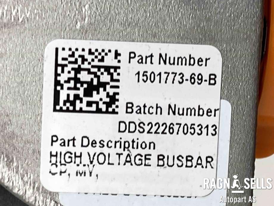 Batterilader inntak/luke til Tesla Model Y 2021-2024 (Type I)  (1490374-20-D|1509395-10-C|1501773-60-B|1501773-69-B)