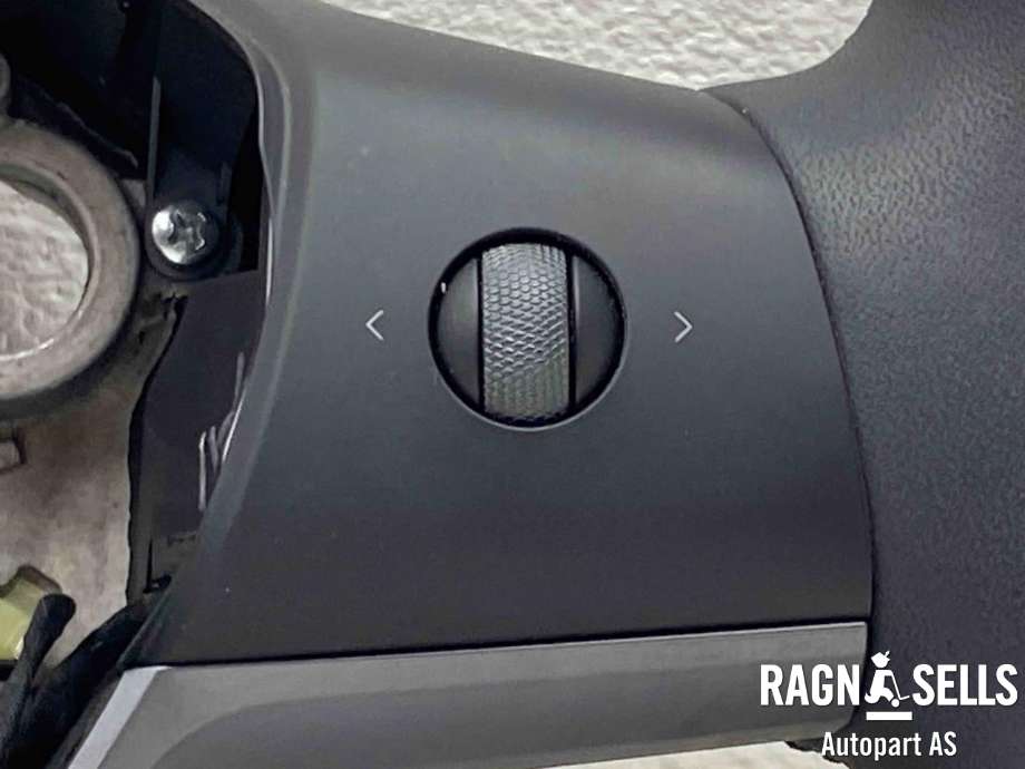 Ratt til Tesla Model Y 2021-2024 (Type I)  (162659900B|)