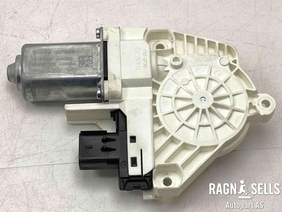 Ruteheis, kun motor, høyre foran til Tesla Model Y 2021-2024 (Type I)  (1634425-00-A|G03483101|)