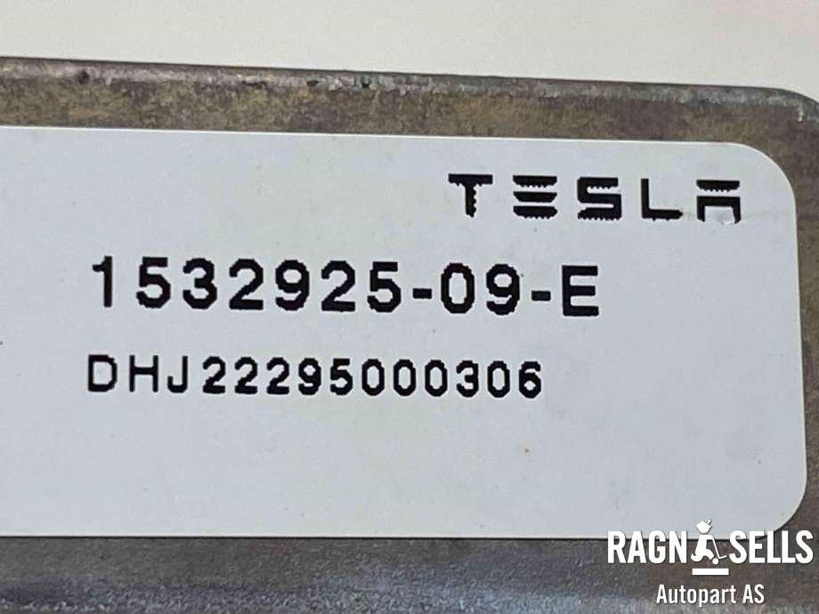 Styreenhet LED til Tesla Model Y 2021-2024 (Type I) (153292509E|)