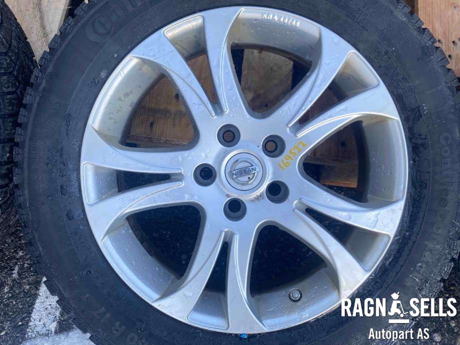 Hjulsett aluminium vinter til Nissan Qashqai 2014-2021 (Type II)  (CONTINENTAL|5X114|3 NAV 66|10 ET 40|215/60R17|)