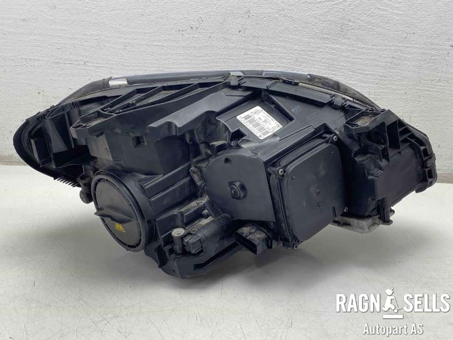 Frontlykt venstre xenon til Mercedes B-Klasse, electric drive 2014-2018 (W242) (W242) (A 246 820 01 39|)