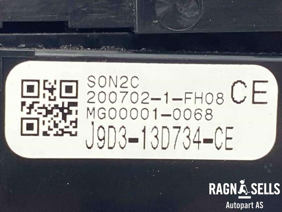 Bilstereo navigasjon betjeningspanel til Jaguar I-PACE 2018-->>  (J9D313D734CE||T4K15324)