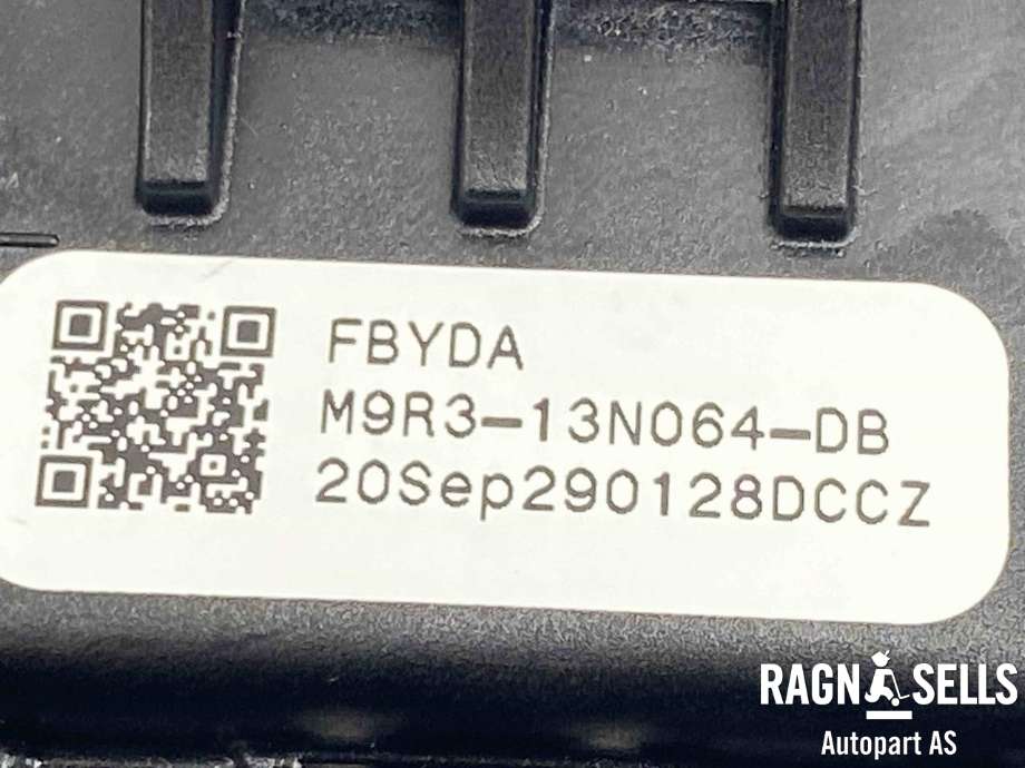 Bryter combi til Jaguar I-PACE 2018-->>  (M9R313N064DB||T2H46348|1AAZW00147B)