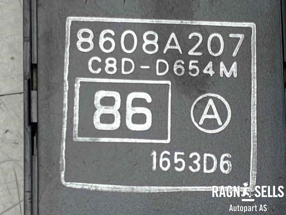 Bryter ruteheis førerdørspanel til Citroën C4, Aircross 2012-2017  (8608A207|)