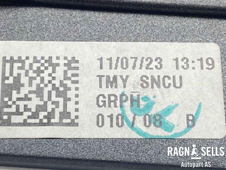 Bilstereo navigasjon skjerm til Tesla Model Y 2021-2024 (Type I)  (1089543-00-J|)