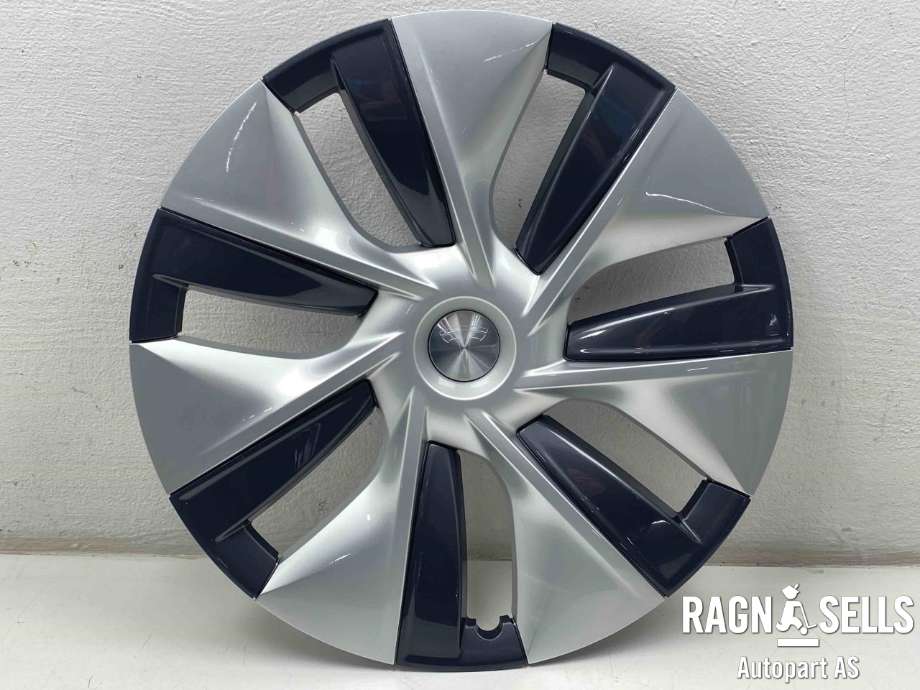 Hjulkapsel til Tesla Model Y, 2021-2024 (Type I)  (1044235-00-C)