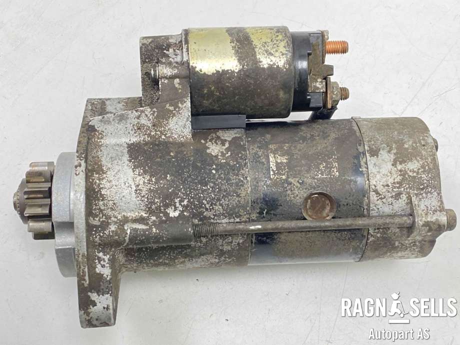 Starter diesel til Nissan Navara 2005-2010 (Fase 1) (D40) (D40) (23300EB300||23300EB30B|M008T76071|M008T76071ZE|M008T76072|M008T76072ZE|M8T76071|M8T76071ZE|M8T76072|M8T76072ZE|23300-EB30A|23300-EB30B|23300-EB300)