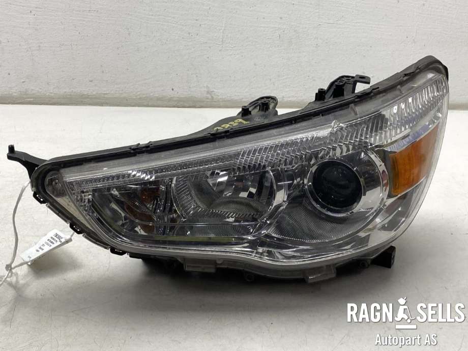 Frontlykt venstre halogen til Mitsubishi ASX 2010-2019  (8301B587|)