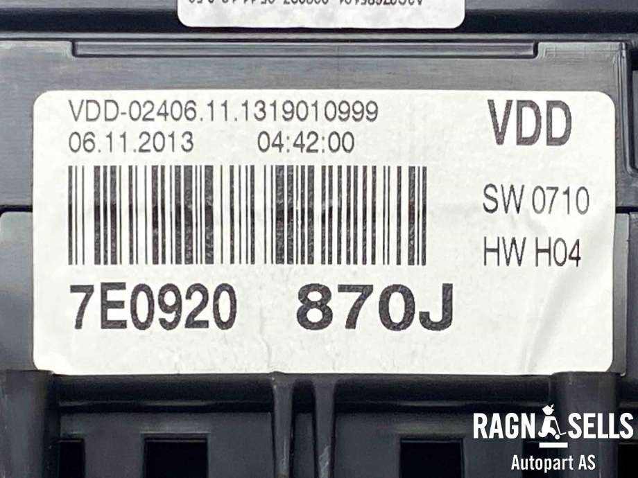 Instrumentpanel til VW Transporter / Caravelle 2009-2015 (Fase 2) (T5) (T5) (F 7E0 920 870 J|)