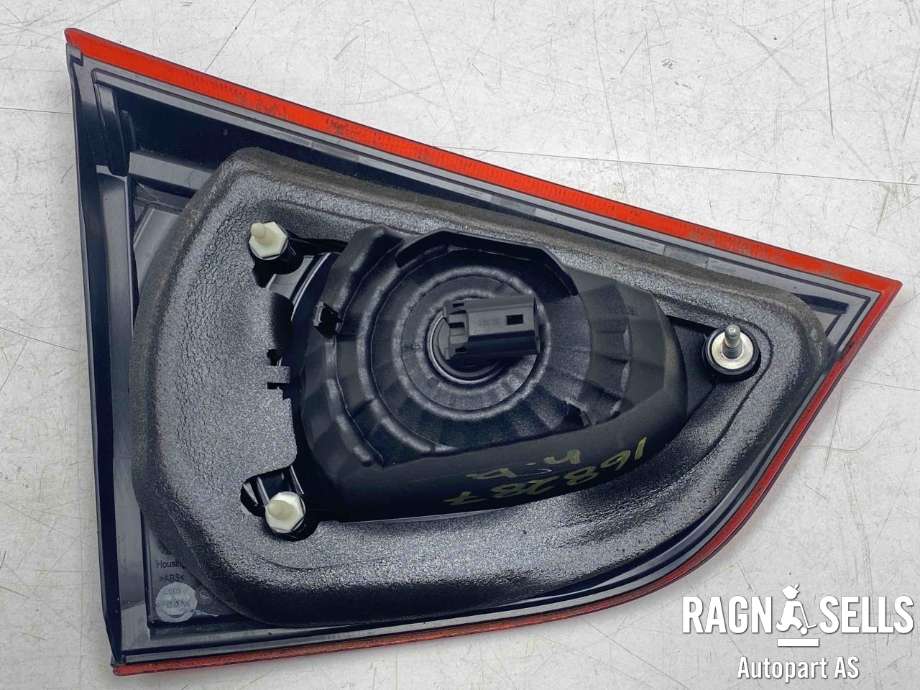 Baklykt høyre indre til Suzuki SX4 S-CROSS 2013-->> (Type II)  (36254-61M00||36254-61M00-000)