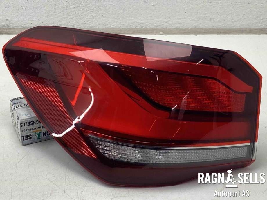 Baklykt venstre ytre til BMW X1 2015-2022 (F48) (F48) (63 21 7 477 713|)