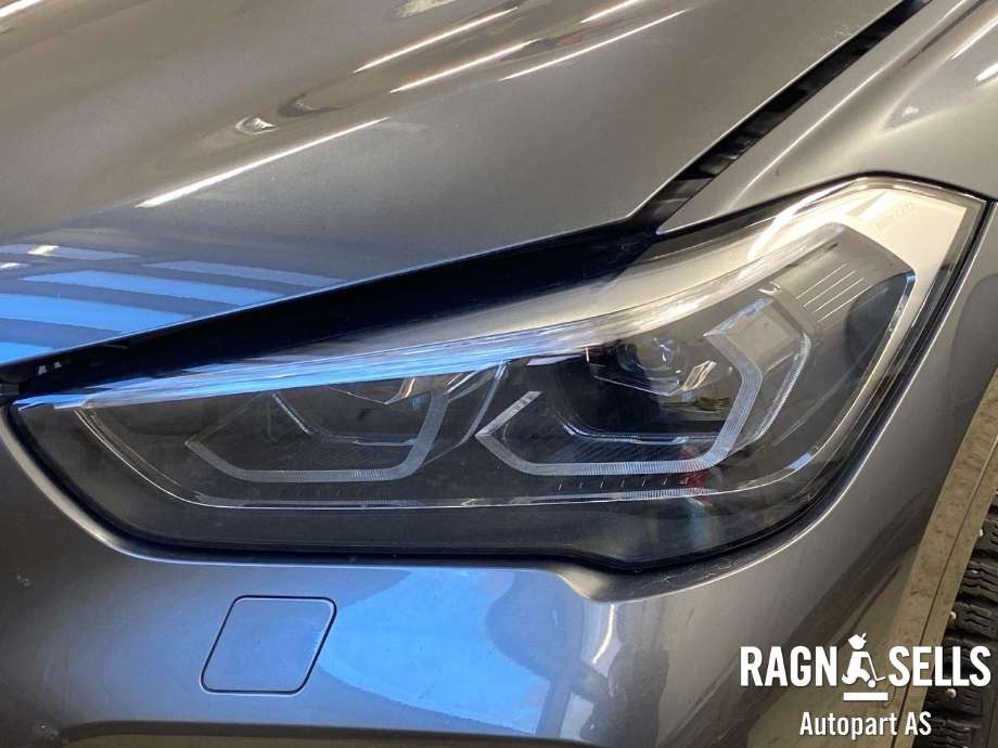 Frontlykt venstre full-LED til BMW X1, 2015-2022 (F48) (F48) (63 11 9 477 825)