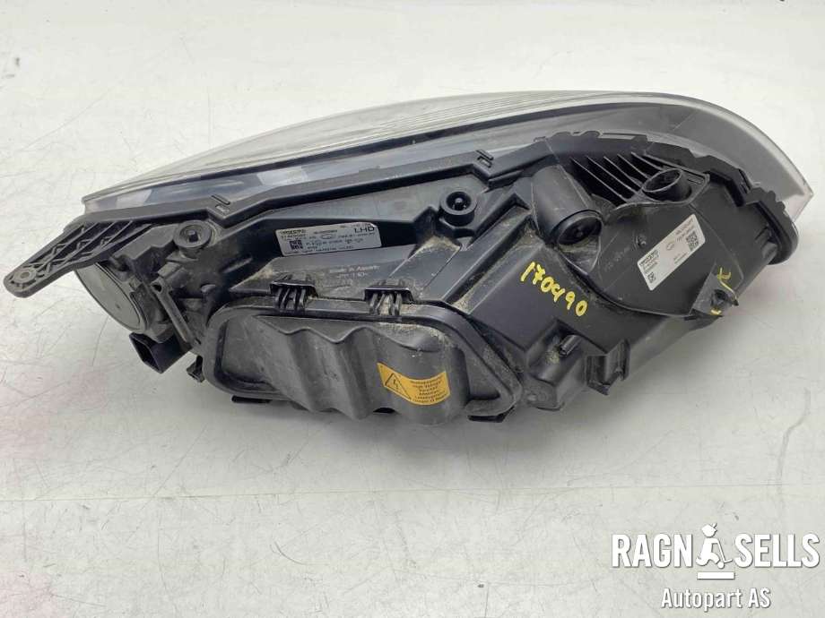 Frontlykt venstre xenon til Volvo V40 2012-2019  (31420121|)
