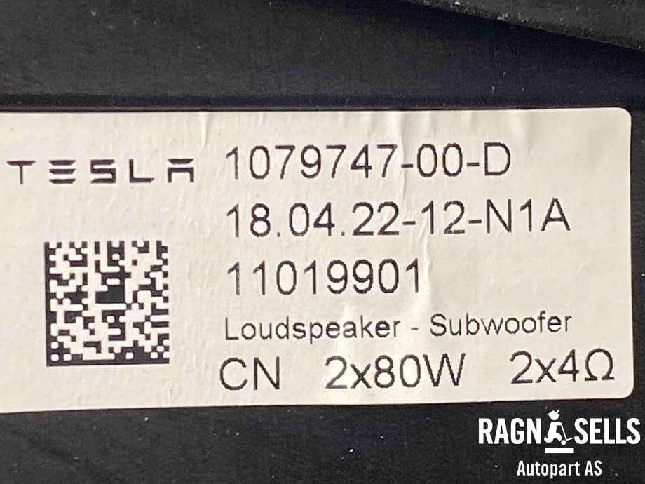 Bilstereo sub-woofer til Tesla Model 3 2018-2023 (Fase 1)  (107974700D|)
