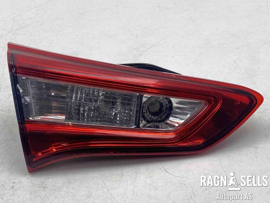 Baklykt venstre indre til Toyota Yaris, 2014-2020 (Type III, Fase 2)  (815910D600)
